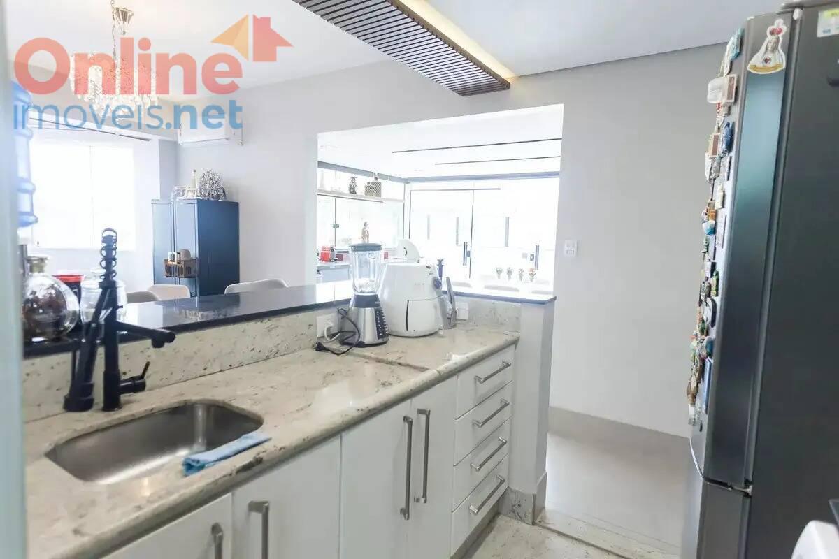 Apartamento, Estoril, 2 Quartos, 0 Vaga, 1 Suíte