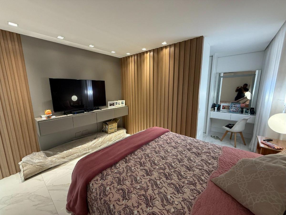 Apartamento, São José, 4 Quartos, 2 Vagas, 1 Suíte