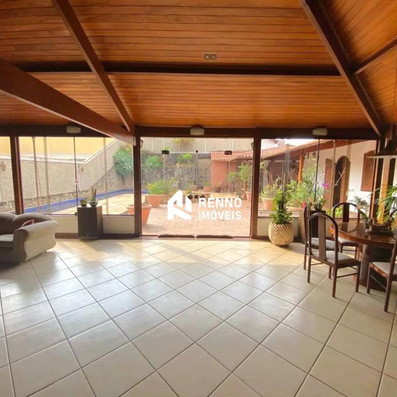 Casa, Santa Lúcia, 5 Quartos, 4 Vagas, 3 Suítes