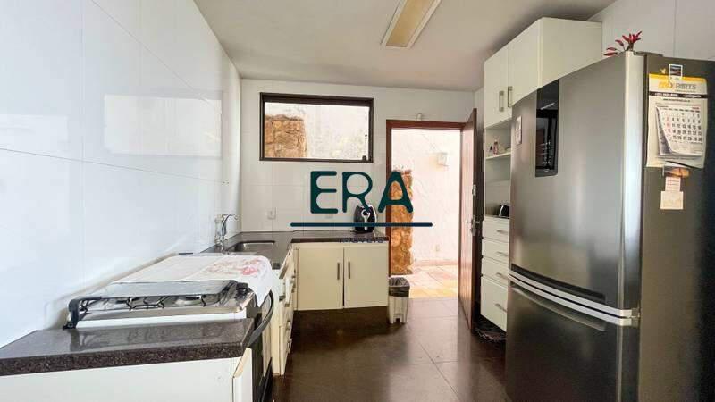 Casa, Mangabeiras, 4 Quartos, 4 Vagas, 2 Suítes