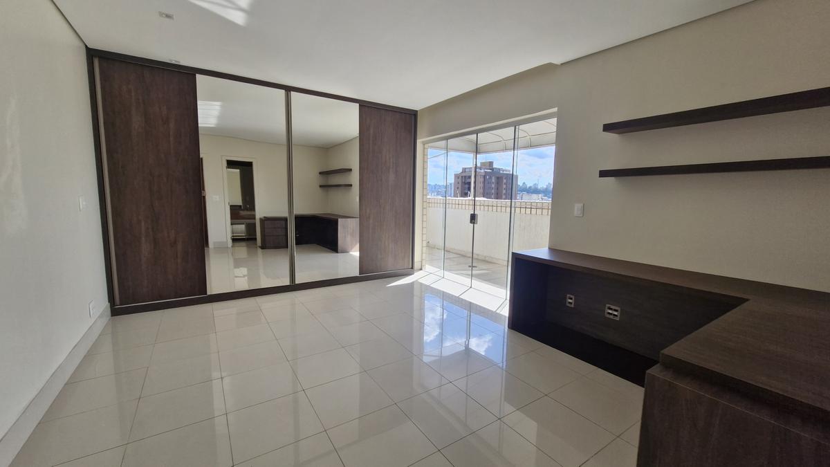 Cobertura, Savassi, 4 Quartos, 5 Vagas