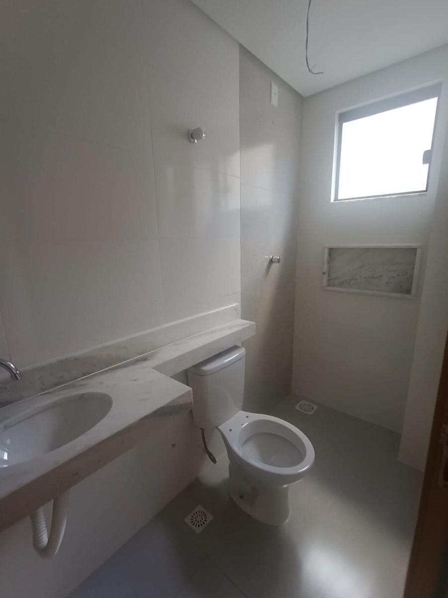 Cobertura, Santa Branca, 3 Quartos, 2 Vagas, 1 Suíte