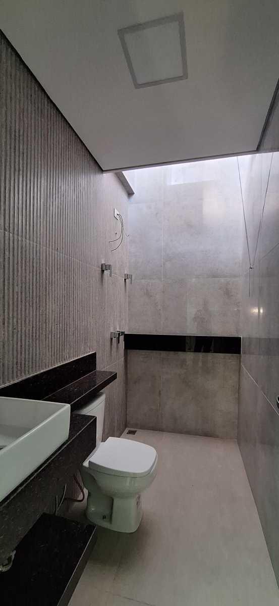 Casa, Nova Floresta, 4 Quartos, 2 Vagas, 2 Suítes