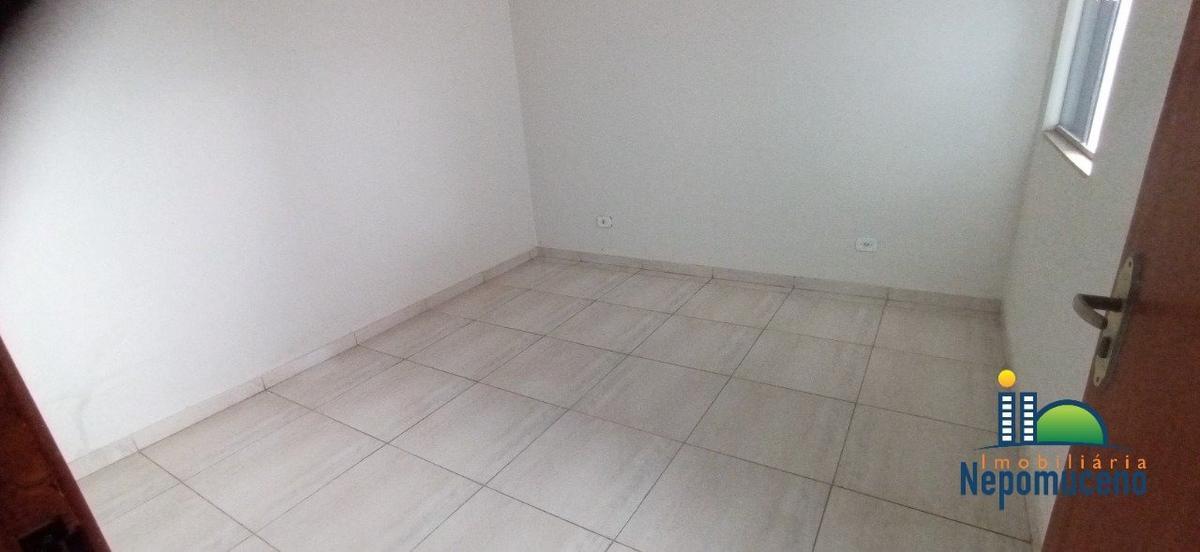 Apartamento, Centro, 2 Quartos, 0 Vaga