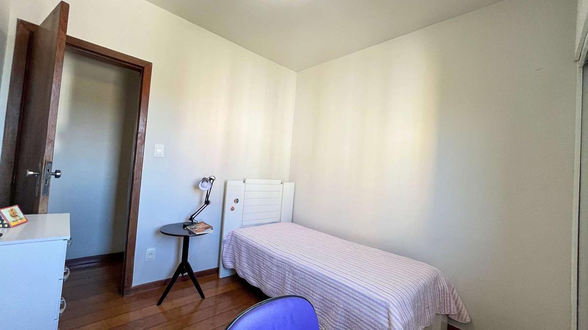 Cobertura, Luxemburgo, 4 Quartos, 2 Vagas, 1 Suíte