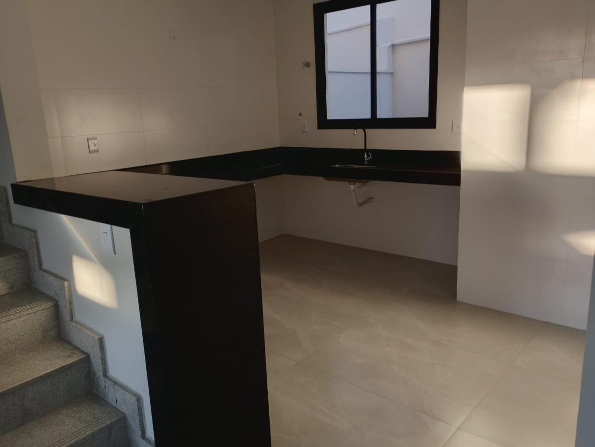 Casa, Itapoã, 3 Quartos, 2 Vagas, 1 Suíte