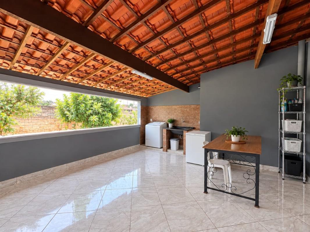 Casa, Jardim Alvorada, 3 Quartos, 2 Vagas, 1 Suíte