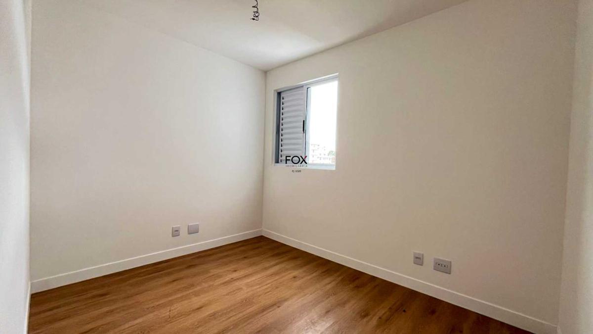 Apartamento, Sagrada Família, 3 Quartos, 2 Vagas, 1 Suíte