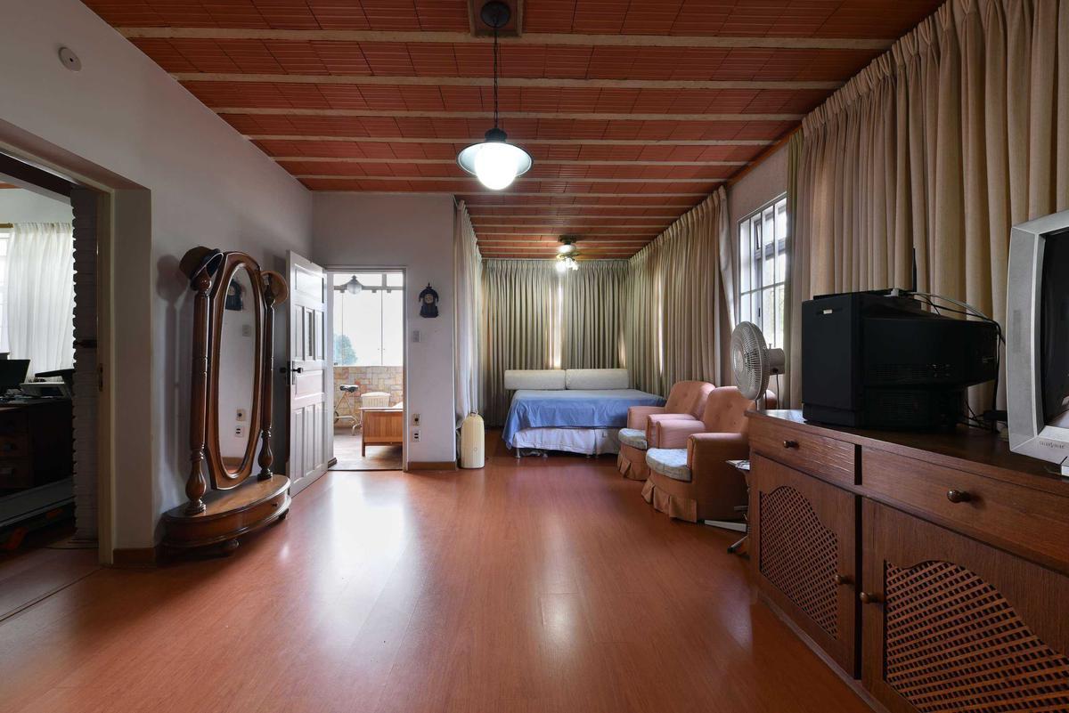 Casa, Santa Lúcia, 5 Quartos, 4 Vagas, 3 Suítes