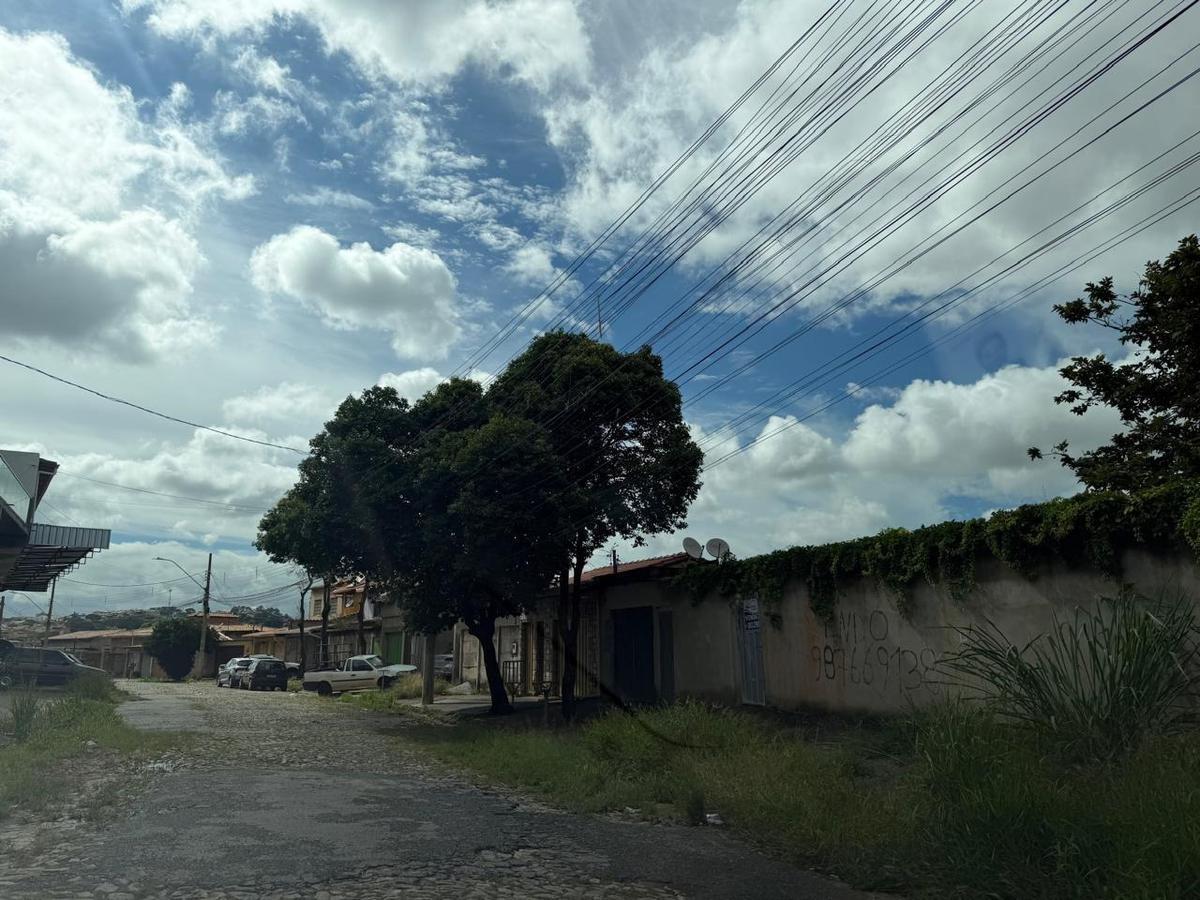 Lote, Tropical, 0 Quarto, 0 Vaga