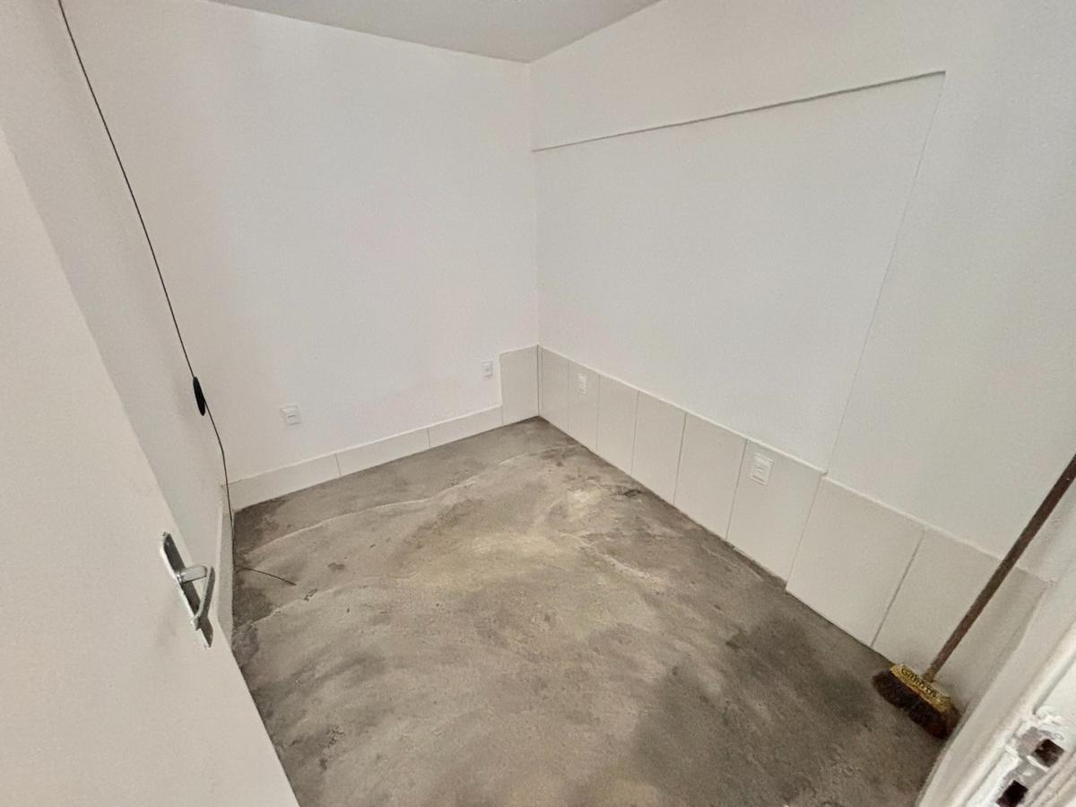Andar, São José, 0 Quarto, 0 Vaga