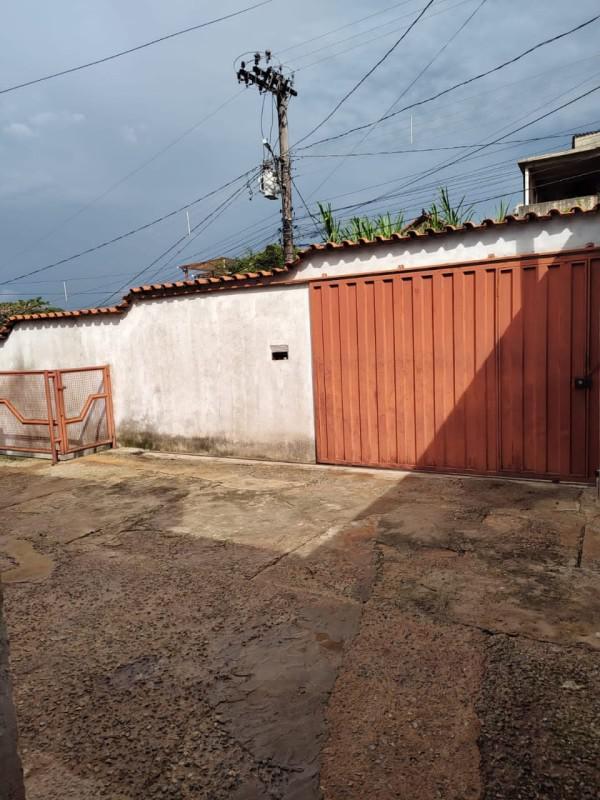 Casa, Milionários, 4 Quartos, 4 Vagas, 1 Suíte