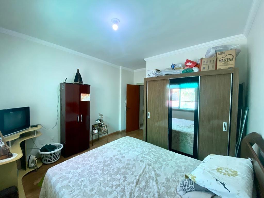 Casa, Arvoredo, 3 Quartos, 4 Vagas, 1 Suíte