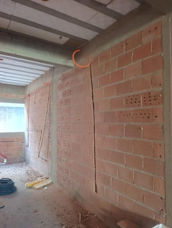 Casa, Europa, 3 Quartos, 2 Vagas, 1 Suíte