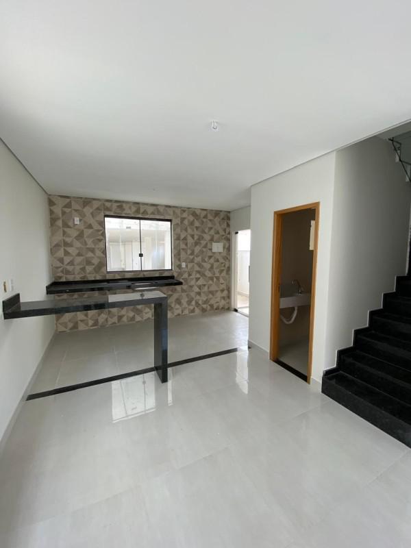 Casa, Masterville, 2 Quartos, 2 Vagas, 1 Suíte