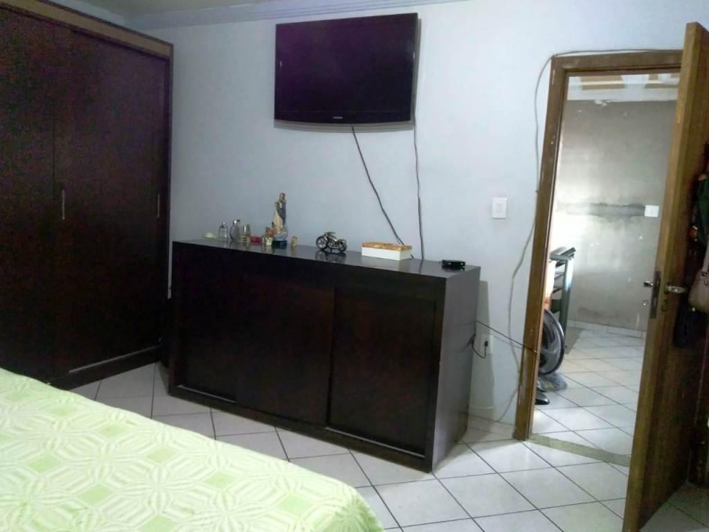 Casa, Floramar, 4 Quartos, 4 Vagas, 3 Suítes