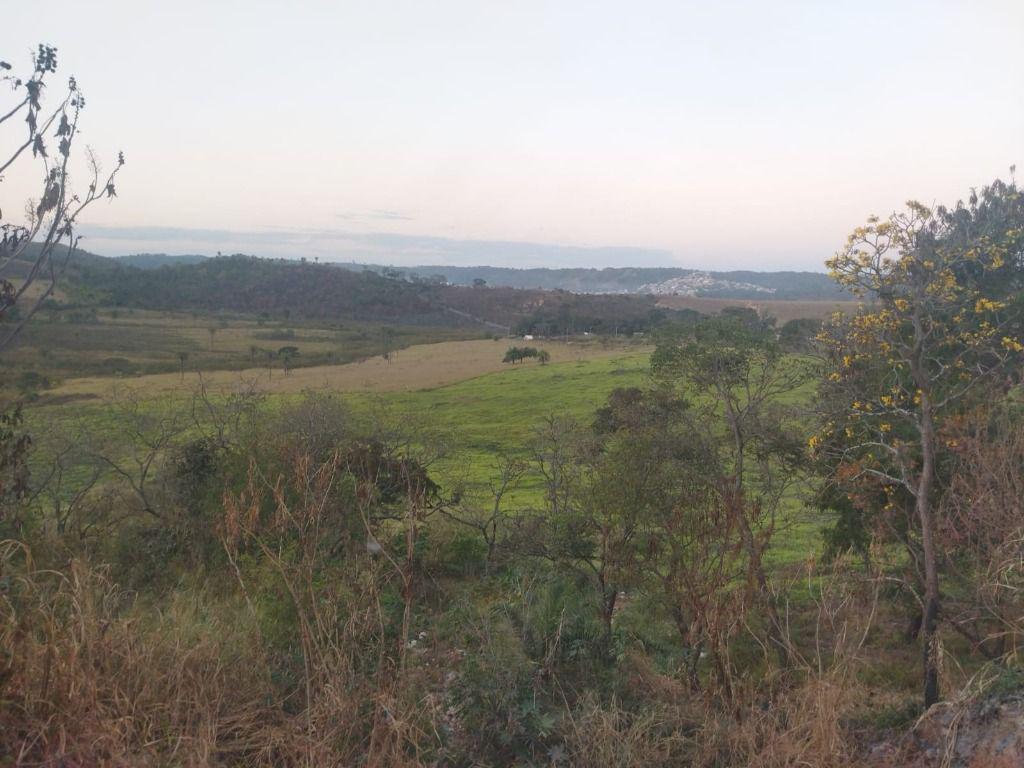 Lote, Centro (justinópolis), 0 Quarto, 0 Vaga