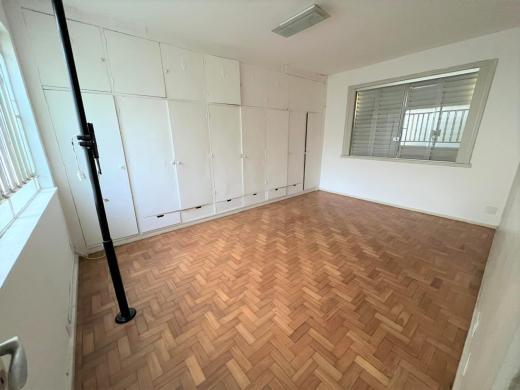 Casa Comercial, Carmo, 3 Quartos, 4 Vagas