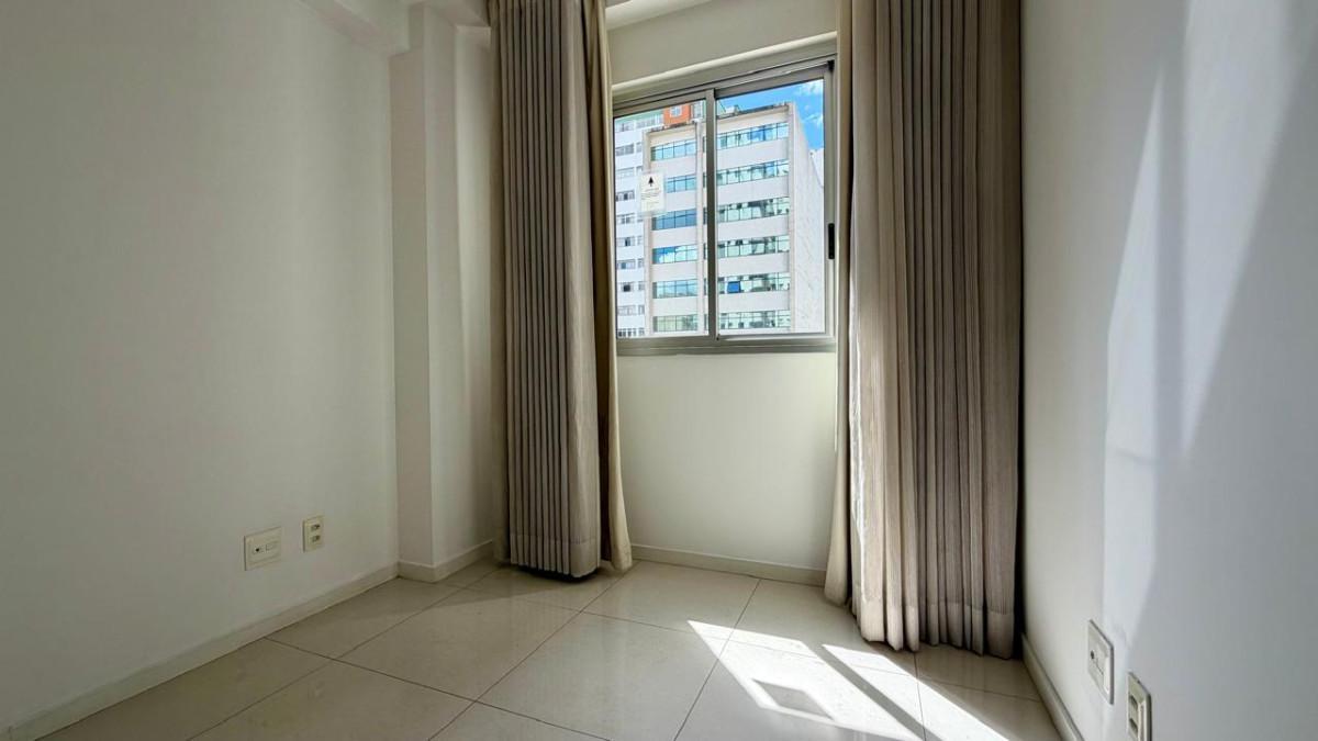 Apartamento, Centro, 2 Quartos, 1 Vaga