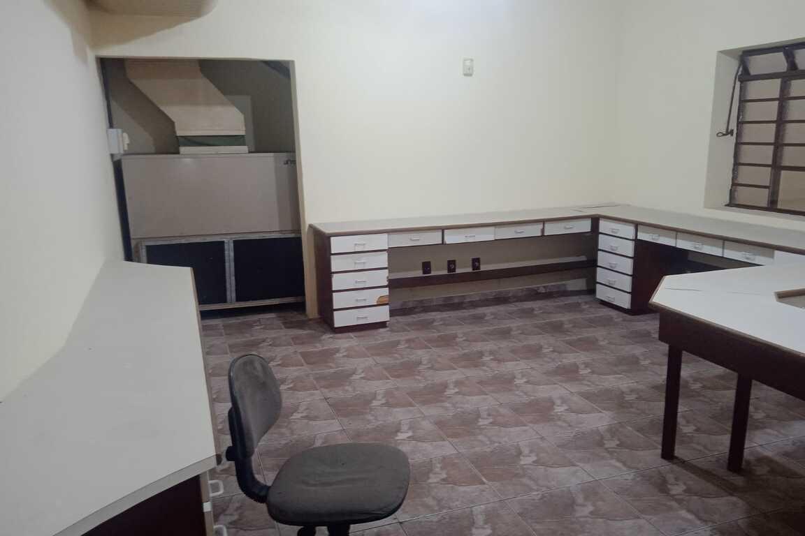 Casa, Renascença, 8 Quartos, 2 Vagas