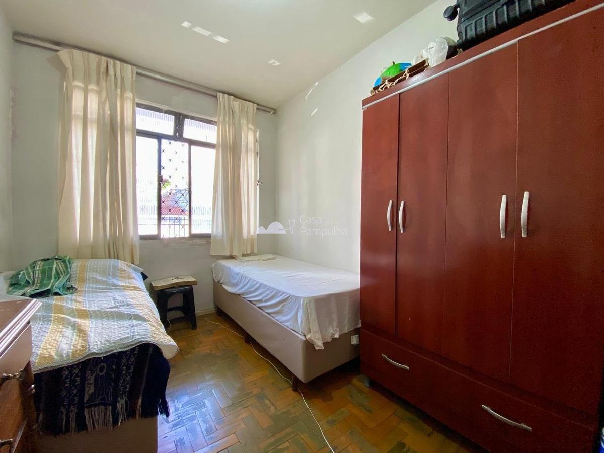 Casa, Santa Branca, 3 Quartos, 2 Vagas, 1 Suíte