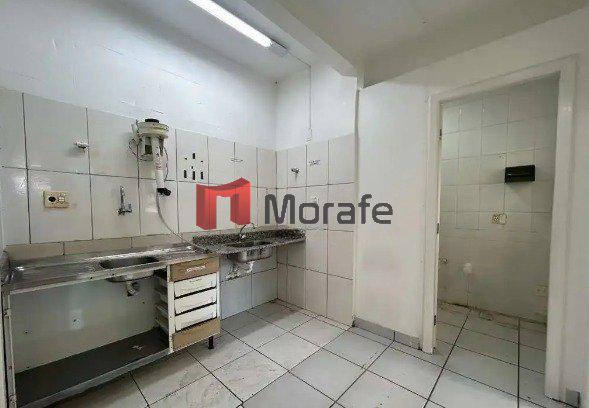 Galpão, São José, 0 Quarto, 4 Vagas