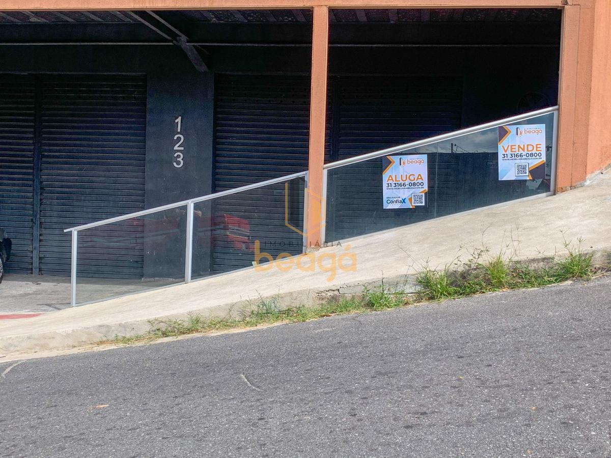 Andar, Coqueiros, 0 Quarto, 4 Vagas