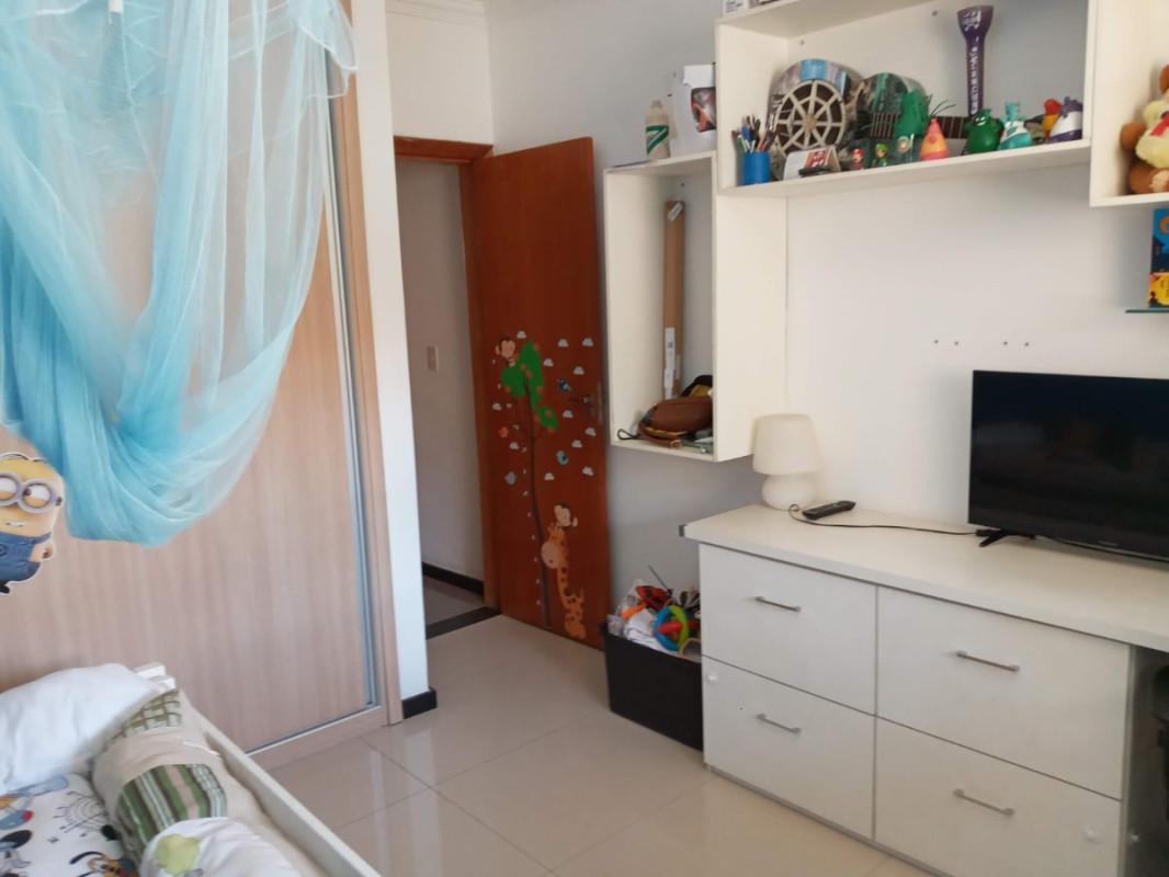 Casa, Parque Xangri-lá, 2 Quartos, 2 Vagas, 1 Suíte