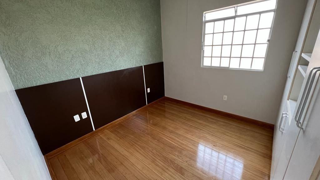 Casa, Itatiaia, 3 Quartos, 0 Vaga