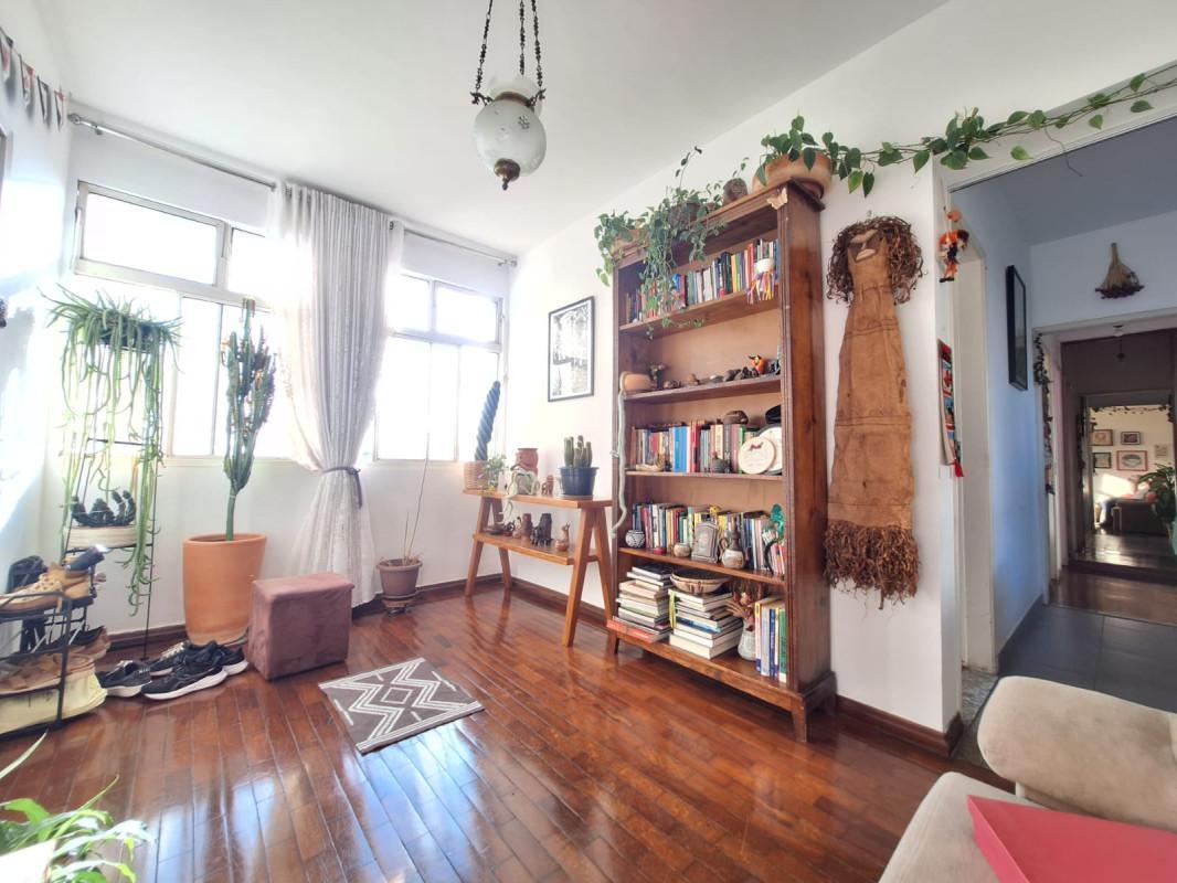 Apartamento, Colégio Batista, 3 Quartos, 1 Vaga, 1 Suíte