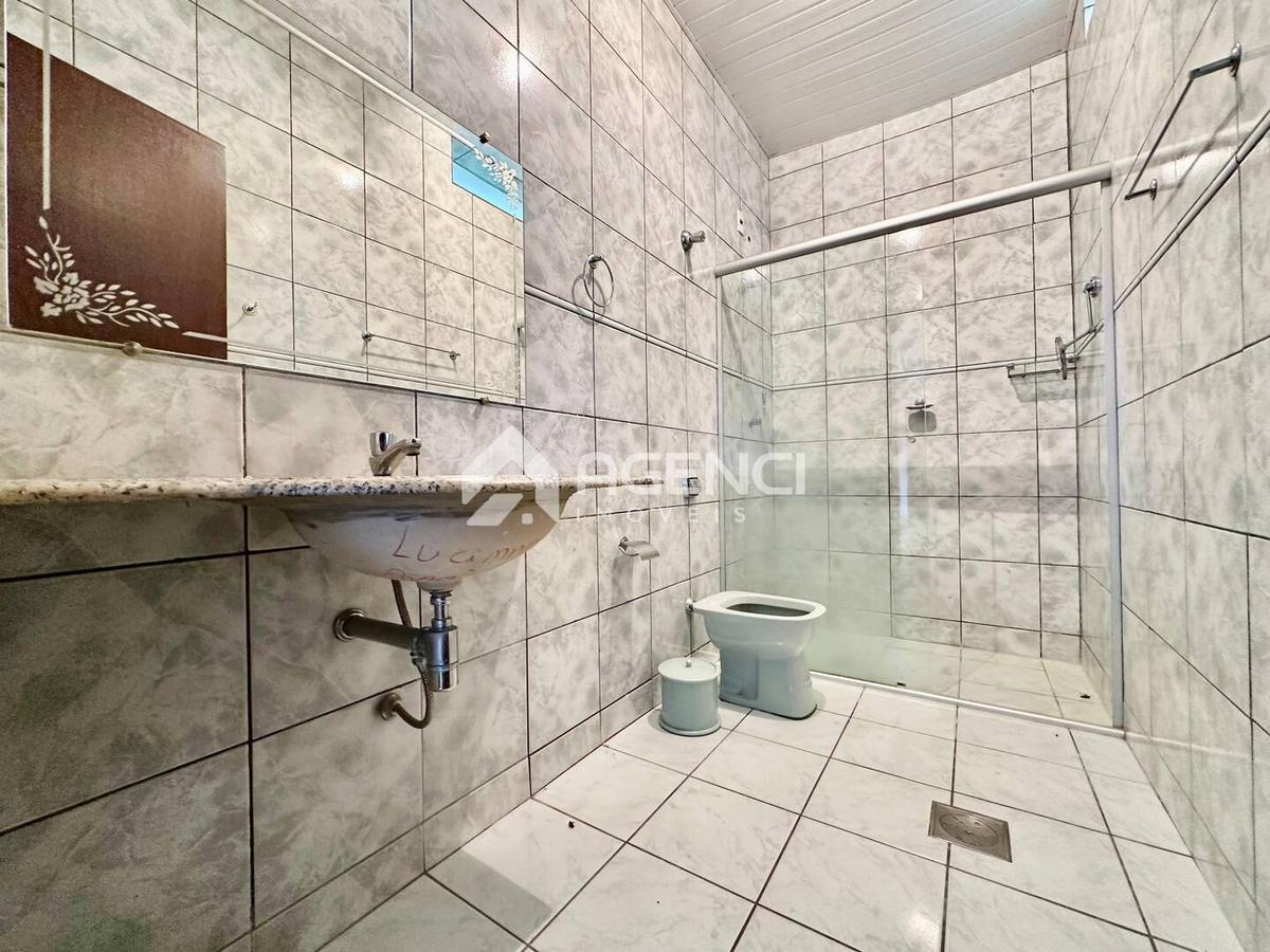 Casa, Parque Xangri-lá, 4 Quartos, 0 Vaga, 1 Suíte