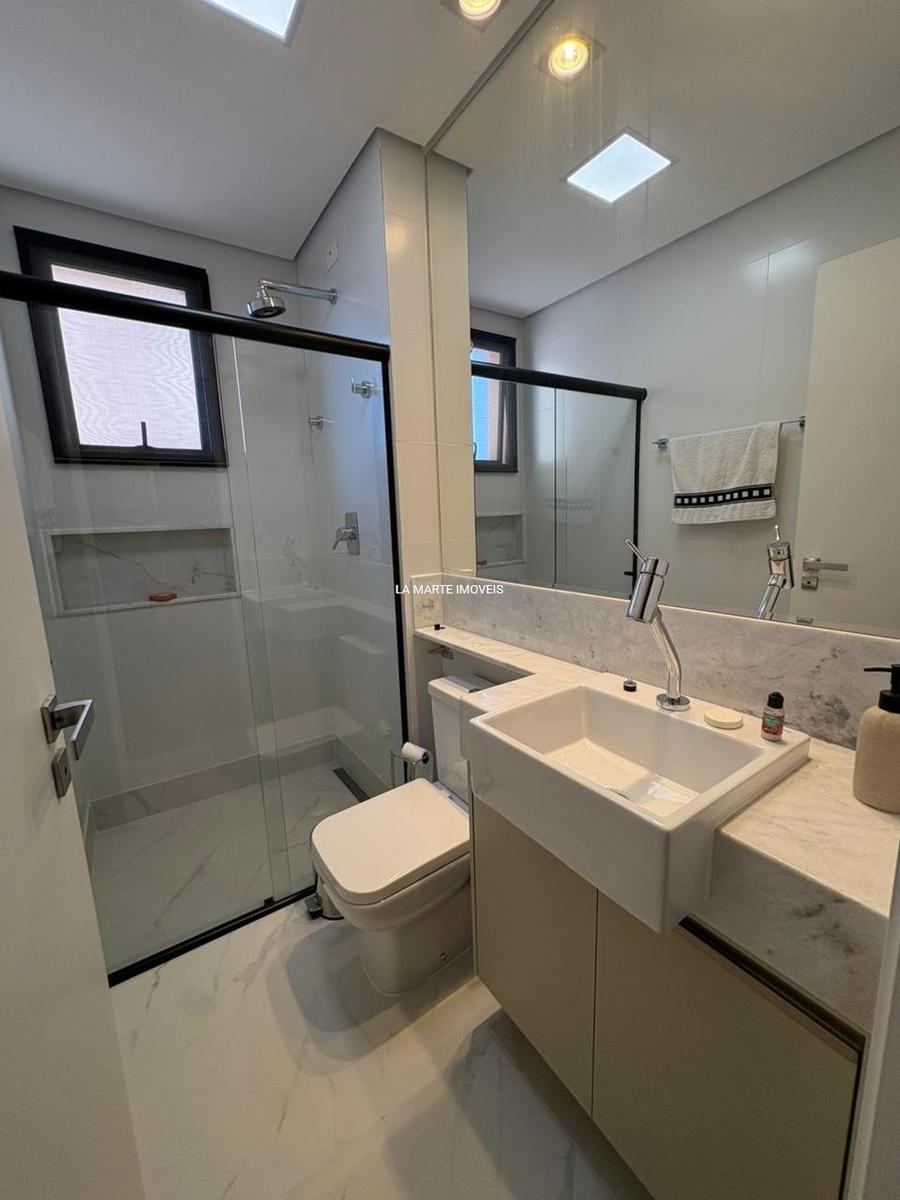 Apartamento, Centro, 4 Quartos, 4 Vagas, 3 Suítes