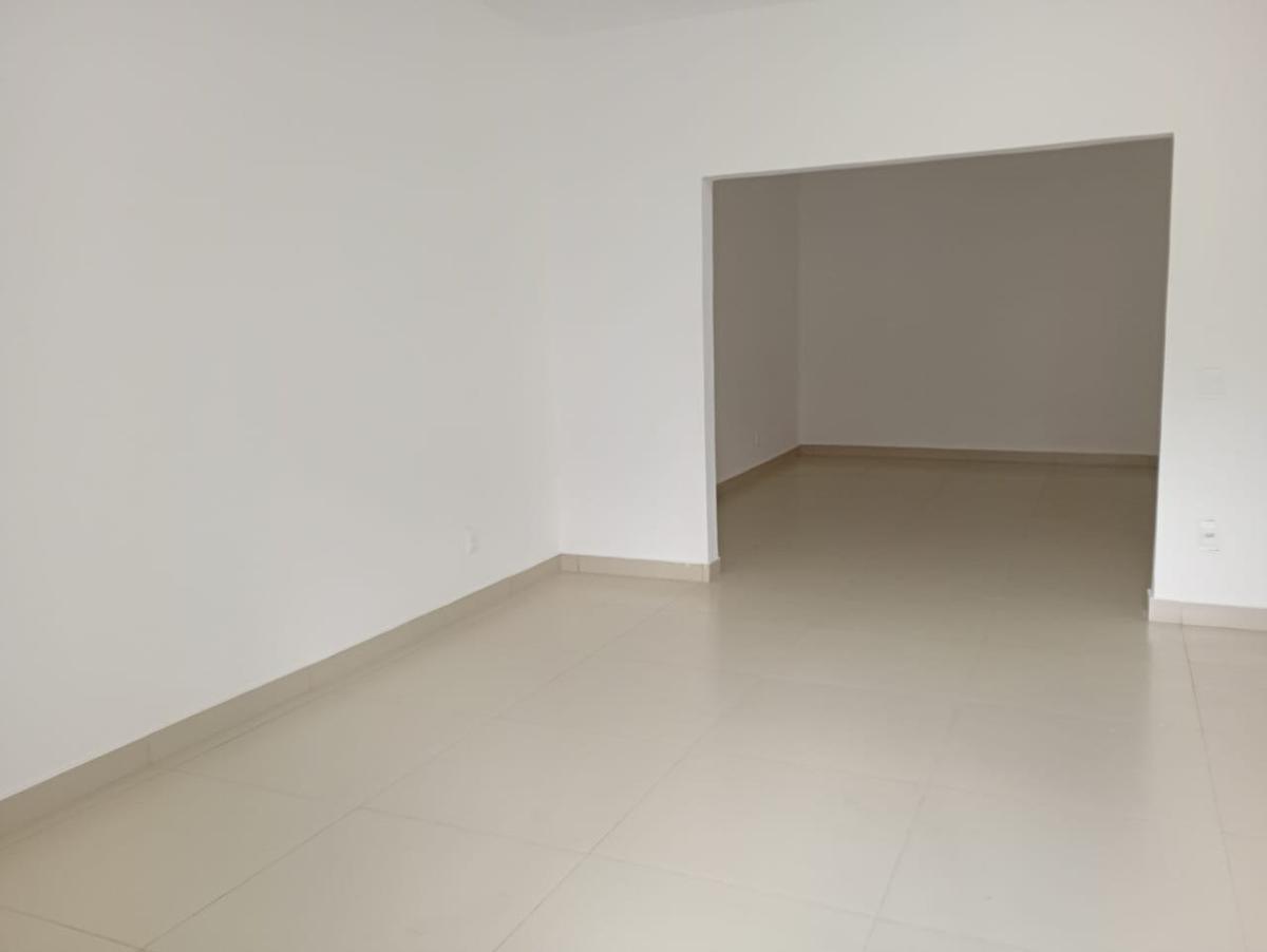 Casa Comercial, Santa Cruz, 0 Quarto, 0 Vaga