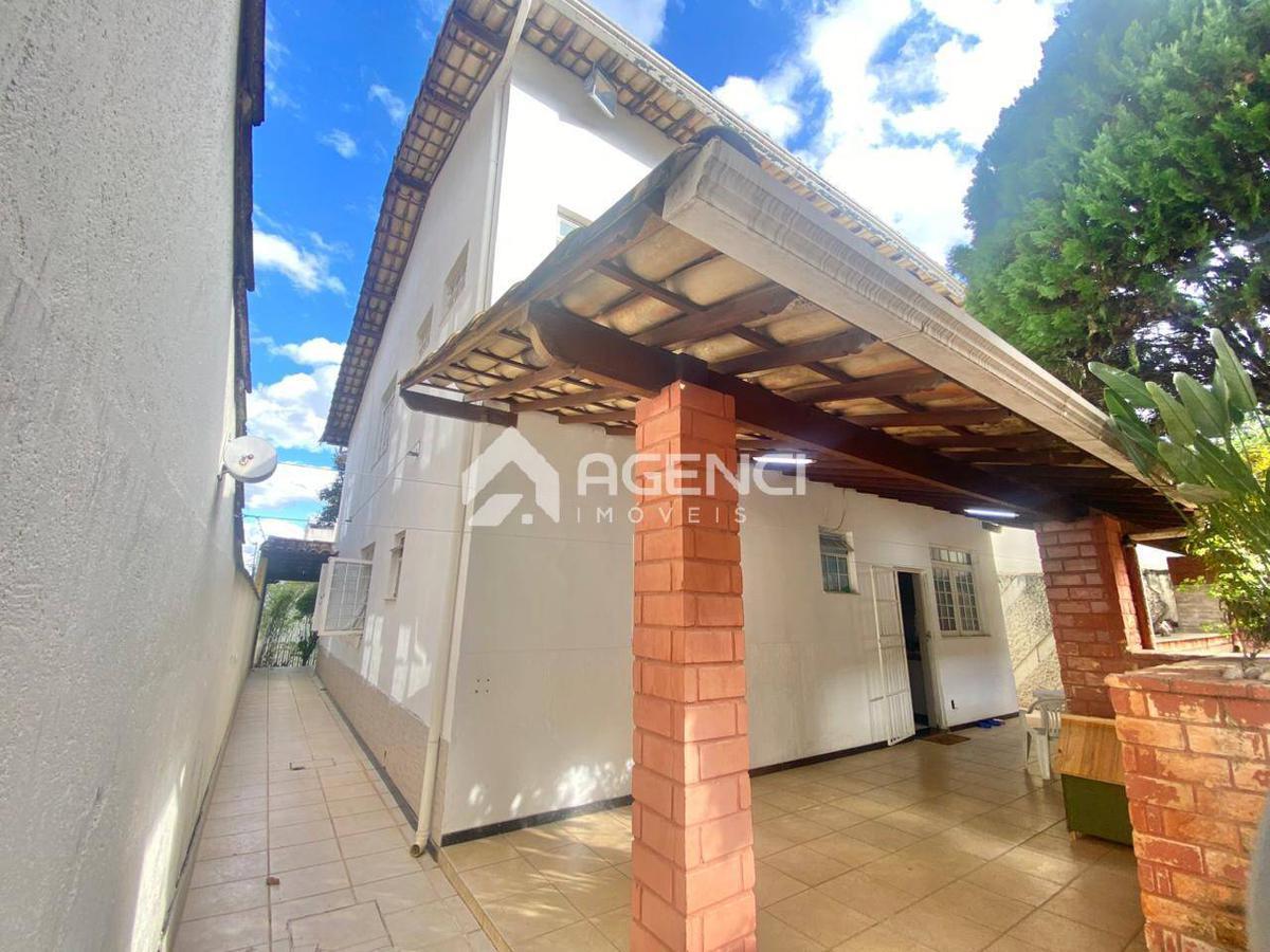 Casa, Serrano, 4 Quartos, 0 Vaga, 1 Suíte