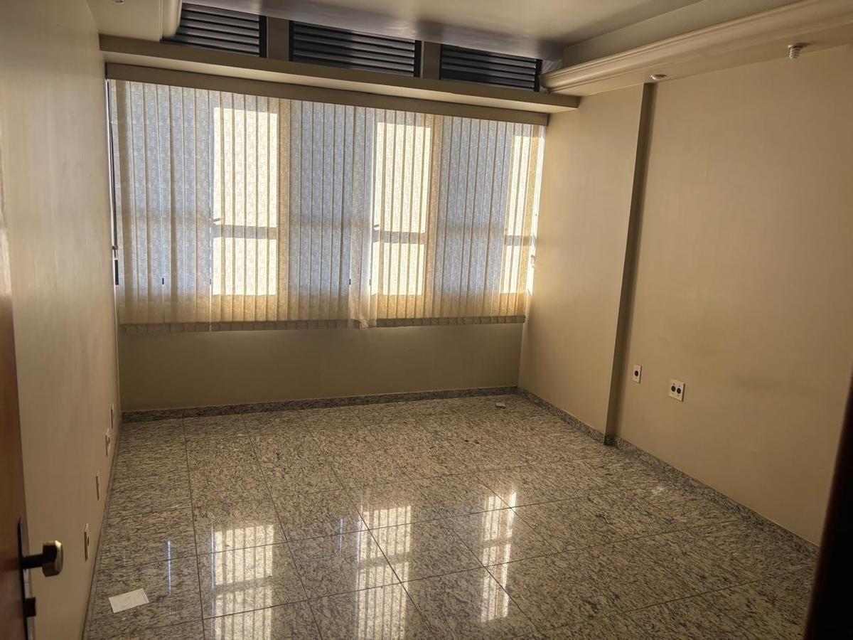 Sala, Funcionários, 0 Quarto, 0 Vaga