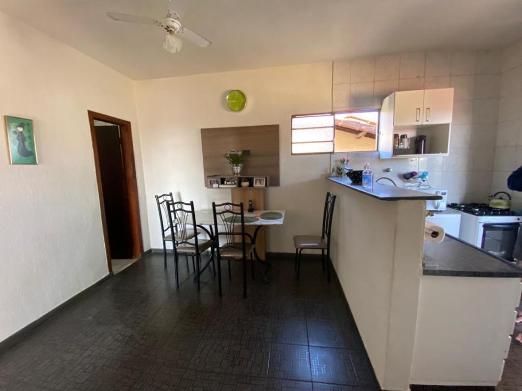 Casa, Planalto, 10 Quartos, 3 Vagas, 2 Suítes