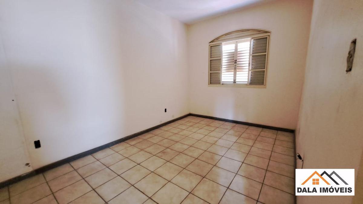 Casa, Santa Cruz, 3 Quartos, 4 Vagas