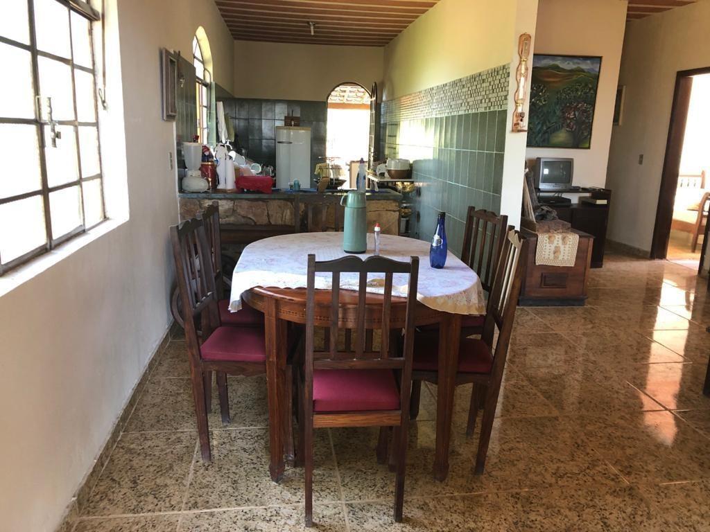 Fazenda, Centro, 3 Quartos, 10 Vagas, 1 Suíte