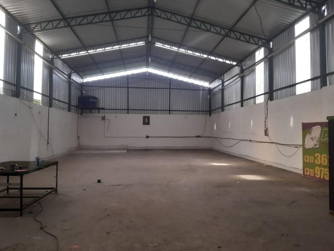 Galpão, Vale das Acácias, 0 Quarto, 0 Vaga