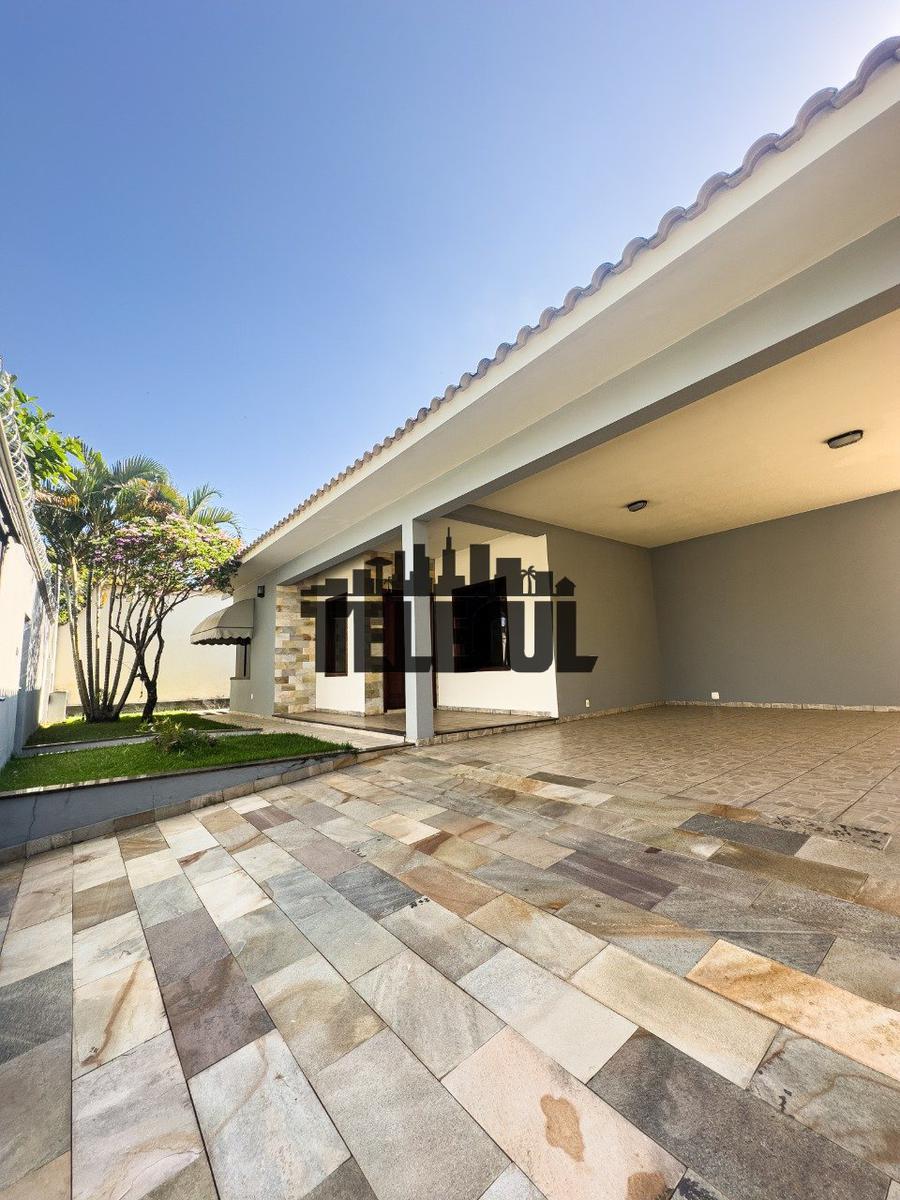 Casa, Parque Mariela, 5 Quartos, 8 Vagas, 2 Suítes