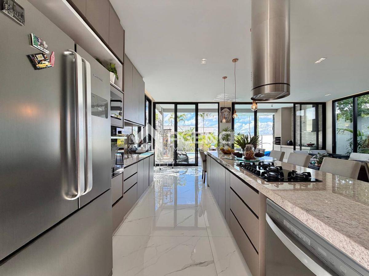 Casa, Portal do Sol, 4 Quartos, 0 Vaga, 4 Suítes