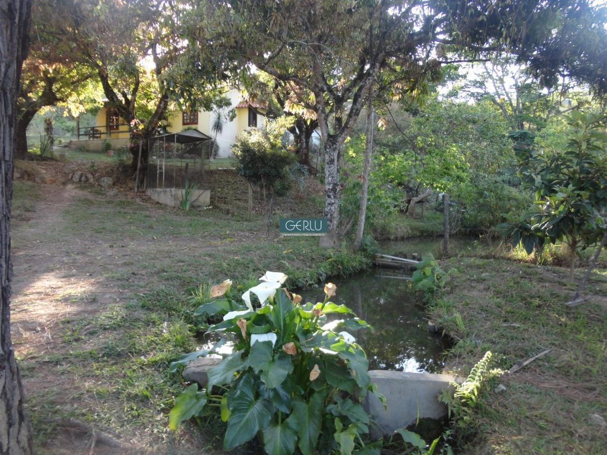 Rural, Pimentas, 4 Quartos, 10 Vagas, 1 Suíte