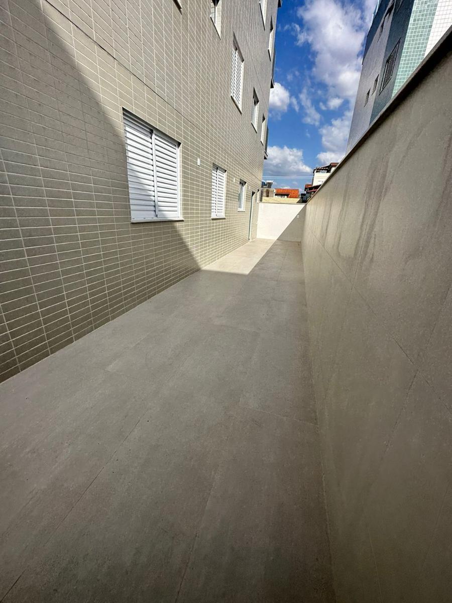 Apartamento, Serrano, 4 Quartos, 3 Vagas, 1 Suíte