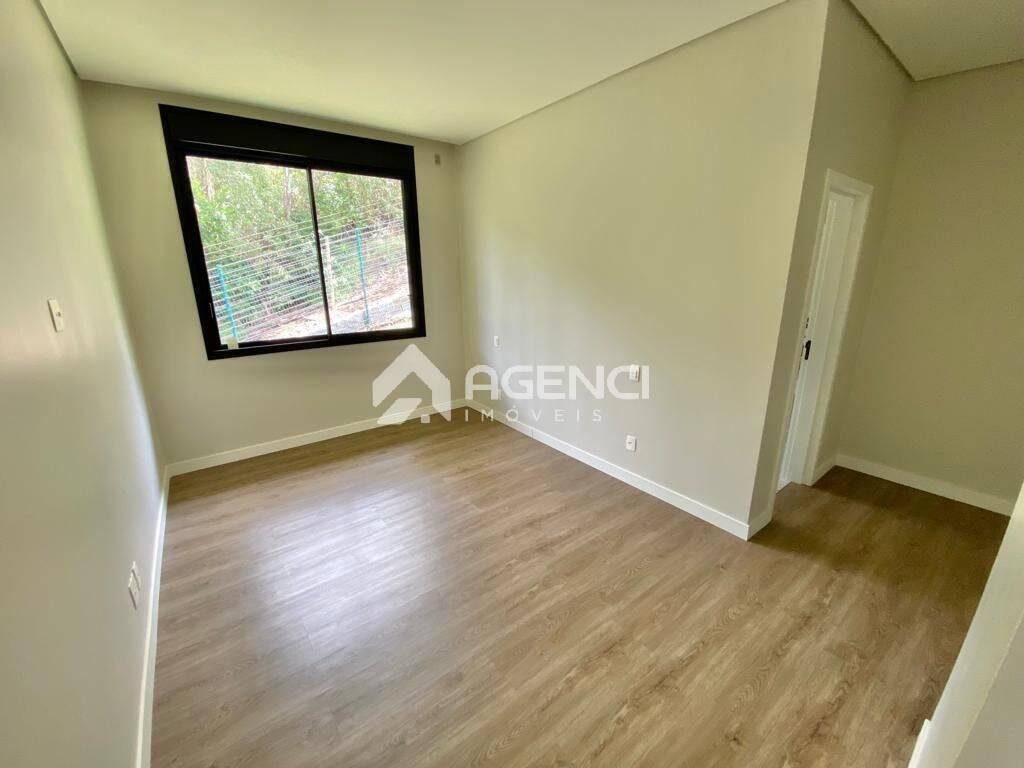 Casa, Alphaville - Lagoa dos Ingleses, 4 Quartos, 0 Vaga, 4 Suítes