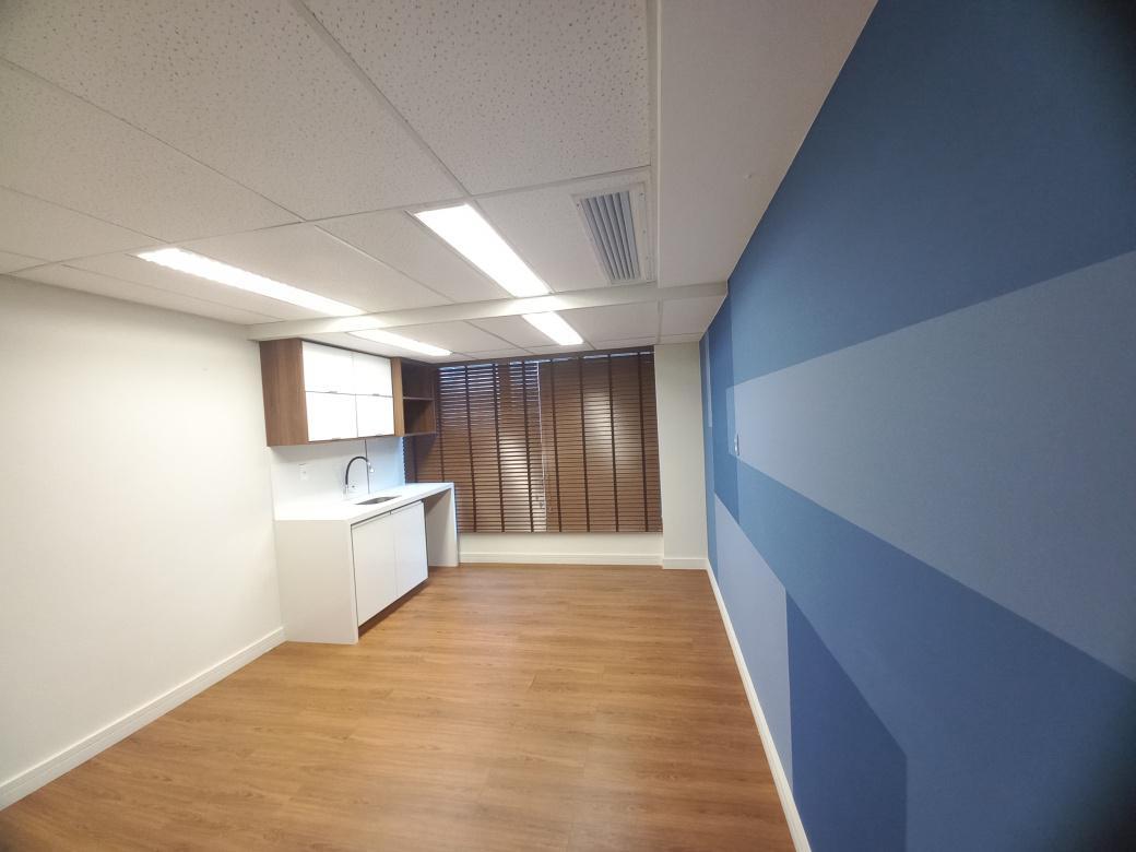Sala, Savassi, 0 Quarto, 2 Vagas