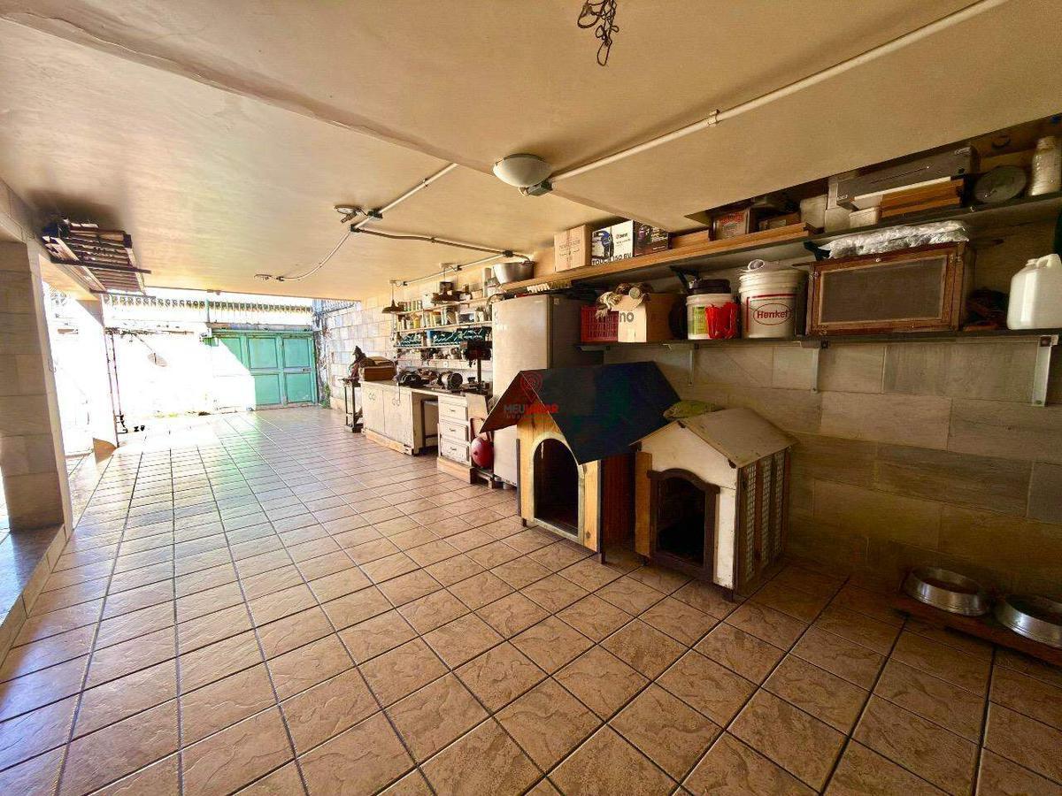 Casa, Barreiro, 3 Quartos, 5 Vagas, 1 Suíte