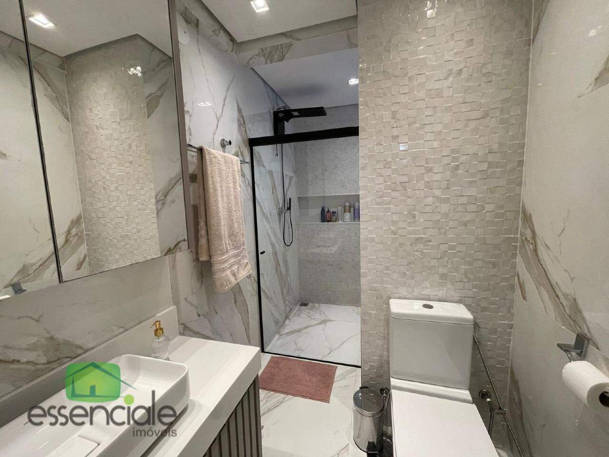 Apartamento, Centro, 3 Quartos, 4 Vagas, 1 Suíte