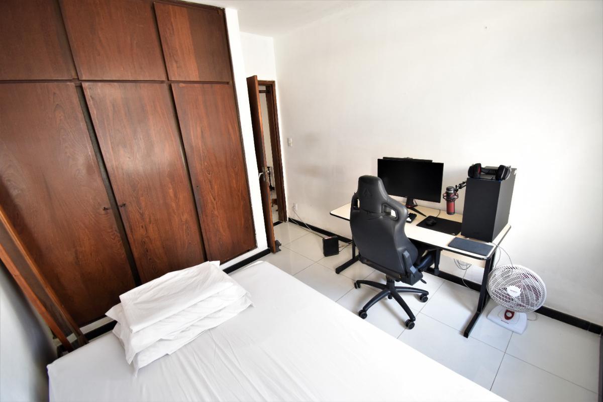 Casa, Itapoã, 3 Quartos, 2 Vagas, 1 Suíte