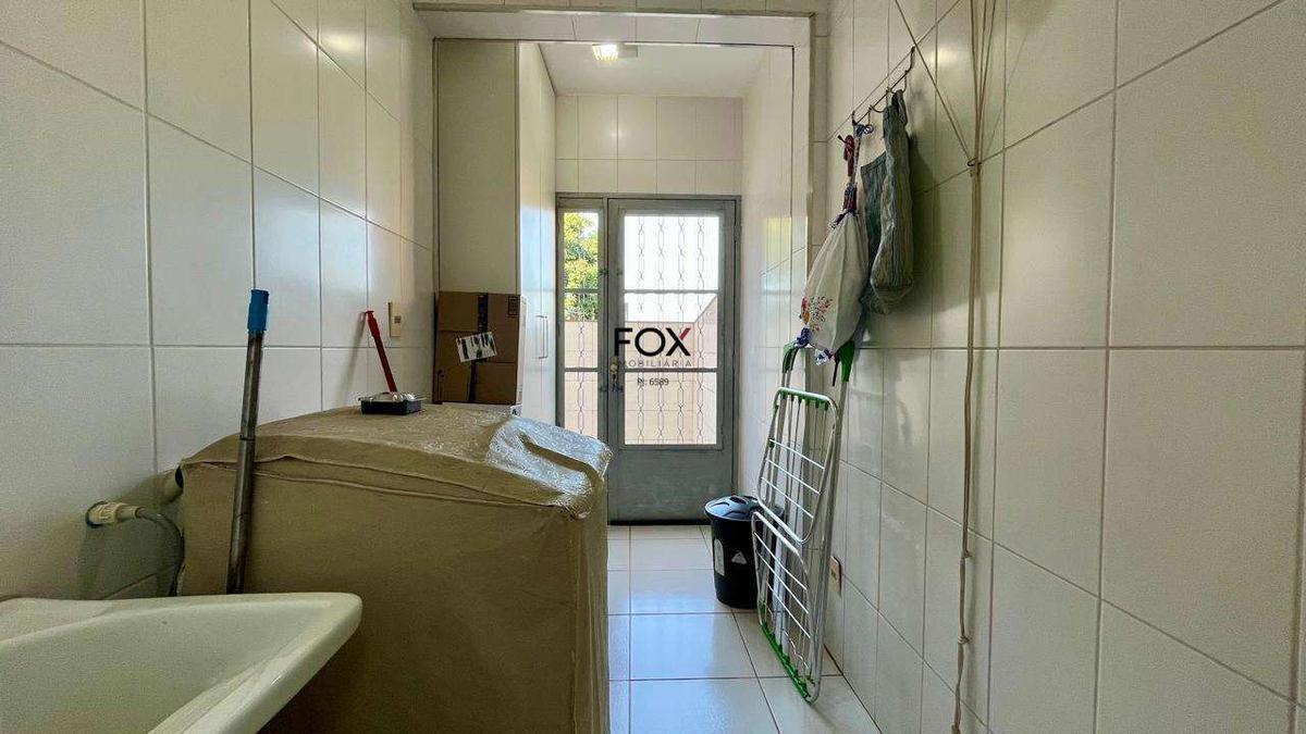 Apartamento, Sagrada Família, 3 Quartos, 2 Vagas, 1 Suíte