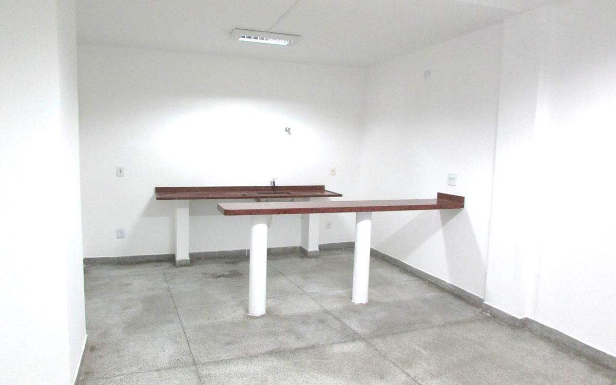 Loja, Funcionários